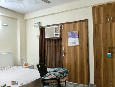 Bedroom Image of 550 Sq.ft 1 BHK Builder Floor for rent in Patel Nagar Gurgaon for Rs. 20000