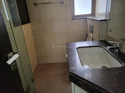 Bathroom Image of 3250 Sq.ft 4 BHK Duplex for rent in TATA Primanti Villa, Sector 72 Gurgaon for Rs. 120000