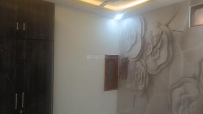 Bedroom Image of 725 Sq.ft 3 BHK Builder Floor for sale in Dwarka Mor New Delhi for Rs. 4500000