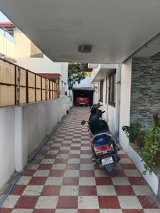 Image of 425 Sq.ft 8 BHK Independent House for sale in Laxman Chowk, Dehradun for Rs. 26500000