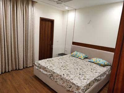 Bedroom Image of 1500 Sq.ft 3 BHK Apartment / Flat for rent in Experion Capital, Gomti Nagar Lucknow for Rs. 65000