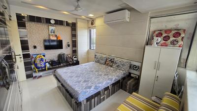 Bedroom Image of 1050 Sq.ft 2 BHK Apartment / Flat for sale in Powai Mumbai for Rs. 19000000