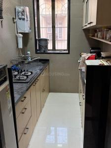 Kitchen Image of 751 Sq.ft 2 BHK Apartment / Flat for rent in Navjivan Colony, Mahim Mumbai for Rs. 75000