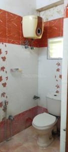Bathroom Image of 1500 Sq.ft 3 BHK Apartment / Flat for rent in Manikonda Hyderabad for Rs. 28000