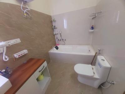 Bathroom Image of 2100 Sq.ft 3 BHK Independent House for sale in Rajajipuram Lucknow for Rs. 11000000