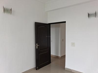 Bedroom Image of 1325 Sq.ft 3 BHK Apartment / Flat for sale in Amrapali Platinum by Amrapali Group, Sector 119 Noida for Rs. 12300000