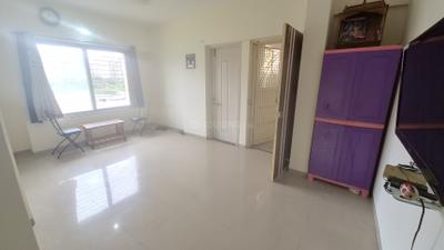 Living Room Image of 1021 Sq.ft 2 BHK Apartment / Flat for rent in Solitaire Paradise, Wakad Pune for Rs. 28000