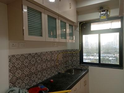 Kitchen Image of 600 Sq.ft 2 BHK Apartment / Flat for rent in Dadar East Mumbai for Rs. 72000
