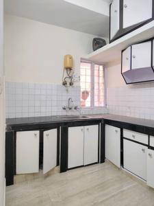 Kitchen Image of 1200 Sq.ft 3 BHK Apartment / Flat for rent in Vasant Kunj New Delhi for Rs. 75000