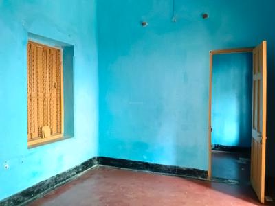 Bedroom Image of 800 Sq.ft 1 BHK Builder Floor for rent in Tollygunge Kolkata for Rs. 9000