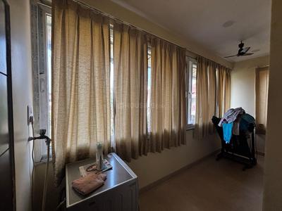 Bedroom Image of 1100 Sq.ft 3 BHK Apartment / Flat for sale in Jhang Apartment, Sector 13 Rohini New Delhi for Rs. 13500000