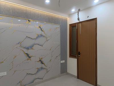 Bedroom Image of 1350 Sq.ft 4 BHK Apartment / Flat for sale in Sector 24 Rohini New Delhi for Rs. 11500000