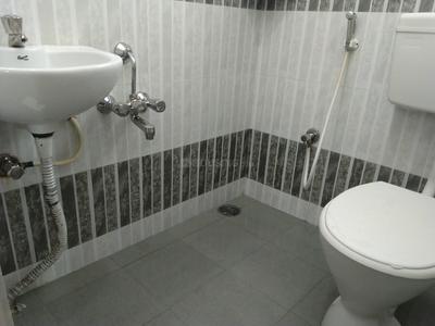 Bathroom Image of 700 Sq.ft 1 BHK Independent House for rent in Bellandur Bengaluru for Rs. 24000