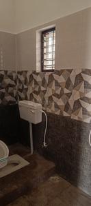 Bathroom Image of 1600 Sq.ft 4 BHK Independent House for rent in Pundag Ranchi for Rs. 25000