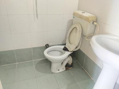 Bathroom Image of 1080 Sq.ft 2 BHK Apartment / Flat for rent in Rohan Nilay, Aundh Pune for Rs. 34000