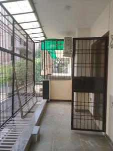Bedroom Two Image of 1850 Sq.ft 3 BHK Builder Floor for rent in Green Field Colony Faridabad for Rs. 35000