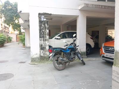 Car Garage Image of 2100 Sq.ft 4 BHK Apartment / Flat for sale in Bhuwalka Aishwarya Gardens , Bhowanipore Kolkata for Rs. 40500000