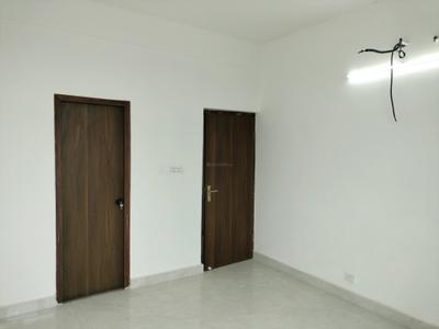 Bedroom Image of 2400 Sq.ft 4 BHK Apartment / Flat for rent in Management Apartments, Sector 5 Dwarka New Delhi for Rs. 63000