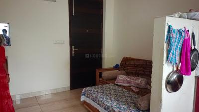 Living Room Image of 700 Sq.ft 1 BHK Builder Floor for rent in Sector 14 Gurgaon for Rs. 24000