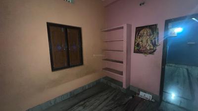 Bedroom Image of 800 Sq.ft 2 BHK Builder Floor for rent in Urali Cuttack for Rs. 8000