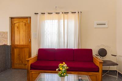 Hall Image of 800 Sq.ft 1 BHK Apartment / Flat for rent in Vagator Goa for Rs. 30000