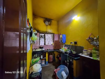 Kitchen Image of 2000 Sq.ft 4 BHK Independent House for sale in Rahara Kolkata for Rs. 5500000