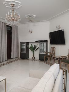 Hall Image of 3280 Sq.ft 4 BHK Builder Floor for rent in DLF Phase 2 Gurgaon for Rs. 120000