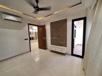 Bedroom Image of 2800 Sq.ft 4 BHK Builder Floor for sale in Ansal Versalia, Sector 67 Gurgaon for Rs. 35000000