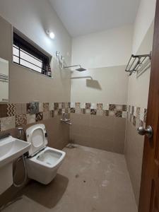 Bathroom Image of 1850 Sq.ft 4 BHK Independent House for rent in Kuppedada Mysore for Rs. 25000