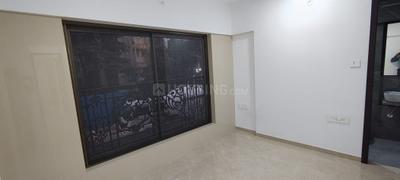 Bedroom Image of 650 Sq.ft 2 BHK Apartment / Flat for sale in Vile Parle East Mumbai for Rs. 21000000
