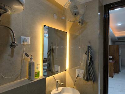 Bathroom Image of 900 Sq.ft 2 BHK Builder Floor for rent in Lajpat Nagar New Delhi for Rs. 75000