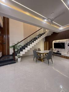 Living Room Image of 3000 Sq.ft 4 BHK Independent House for sale in Shankar Nagar Raipur for Rs. 9000000