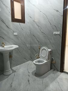 Image of 2500 Sq.ft 3 BHK Builder Floor for rent in Sector 23, Noida for Rs. 62000