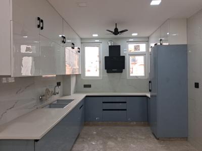 Kitchen Image of 1350 Sq.ft 3 BHK Builder Floor for sale in Paschim Vihar New Delhi for Rs. 26000000