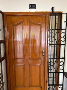 Image of 1250 Sq.ft 3 BHK Apartment / Flat for sale in Vaikund Sundaram Apartment, Karapakkam, Chennai for Rs. 8500000