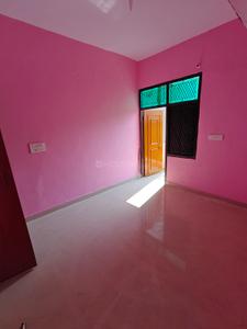 Bedroom Image of 540 Sq.ft 2 BHK Independent House for rent in Kondli New Delhi for Rs. 11500