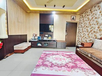 Living Room Image of 1300 Sq.ft 2 BHK Apartment / Flat for rent in Gota Ahmedabad for Rs. 35000