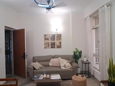 Living Room Image of 1295 Sq.ft 3 BHK Apartment / Flat for rent in Supertech Ecociti, Sector 137 Noida for Rs. 38000