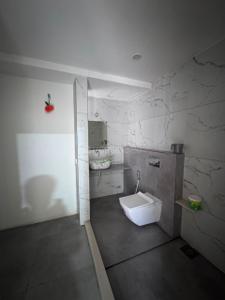 Image of 1280 Sq.ft 3 BHK Apartment / Flat for rent in Harni, Vadodara for Rs. 35000