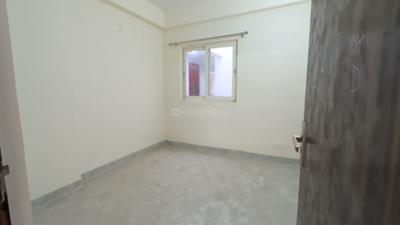 Bedroom Image of 1490 Sq.ft 2.5 BHK Apartment / Flat for rent in Panchsheel Wellington, Crossings Republik Ghaziabad for Rs. 24000