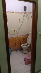 Bathroom Image of 150 Sq.ft 1 R Builder Floor for rent in Gopalbari Jaipur for Rs. 8500
