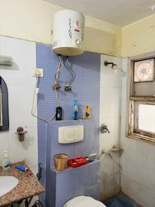 Bathroom Image of 1625 Sq.ft 3 BHK Apartment / Flat for sale in Msx Golf Gardenia, Alpha II Greater Noida for Rs. 12000000