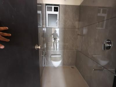 Bathroom Image of 900 Sq.ft 2 BHK Apartment / Flat for rent in Malhar 24 East, Sanpada Navi Mumbai for Rs. 65000