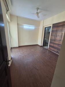 Hall Image of 890 Sq.ft 2 BHK Apartment / Flat for rent in Sethi Max Royal, Sector 76 Noida for Rs. 26000
