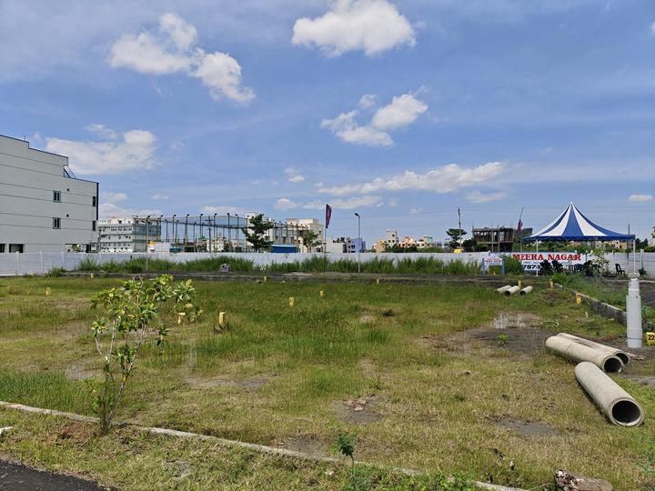 Vikaa Meera Nagar Main Image 1