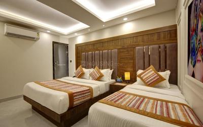Bedroom Image of Luxury pg in Sector 18, Gurgaon
