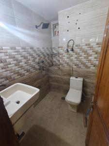 Bathroom Image of 1125 Sq.ft 3 BHK Builder Floor for rent in Vikaspuri 3bhk Luxurios Home, Vikaspuri New Delhi for Rs. 30000