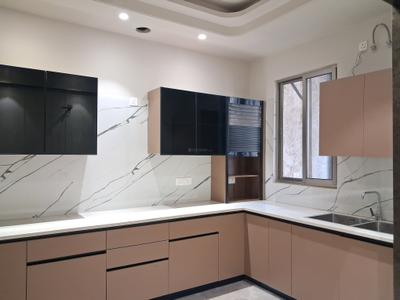 Kitchen Image of 1800 Sq.ft 3 BHK Builder Floor for sale in Paschim Vihar New Delhi for Rs. 36000000