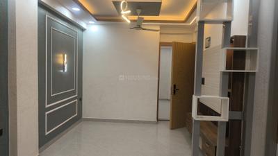Living Room Image of 1050 Sq.ft 2 BHK Apartment / Flat for sale in Sector 110 Noida for Rs. 3000000