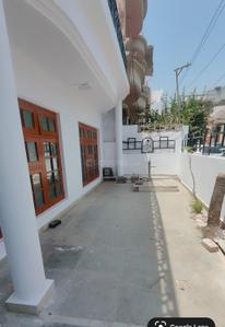 Balcony Image of 1100 Sq.ft 2 BHK Independent House for rent in Fazullaganj Lucknow for Rs. 12000